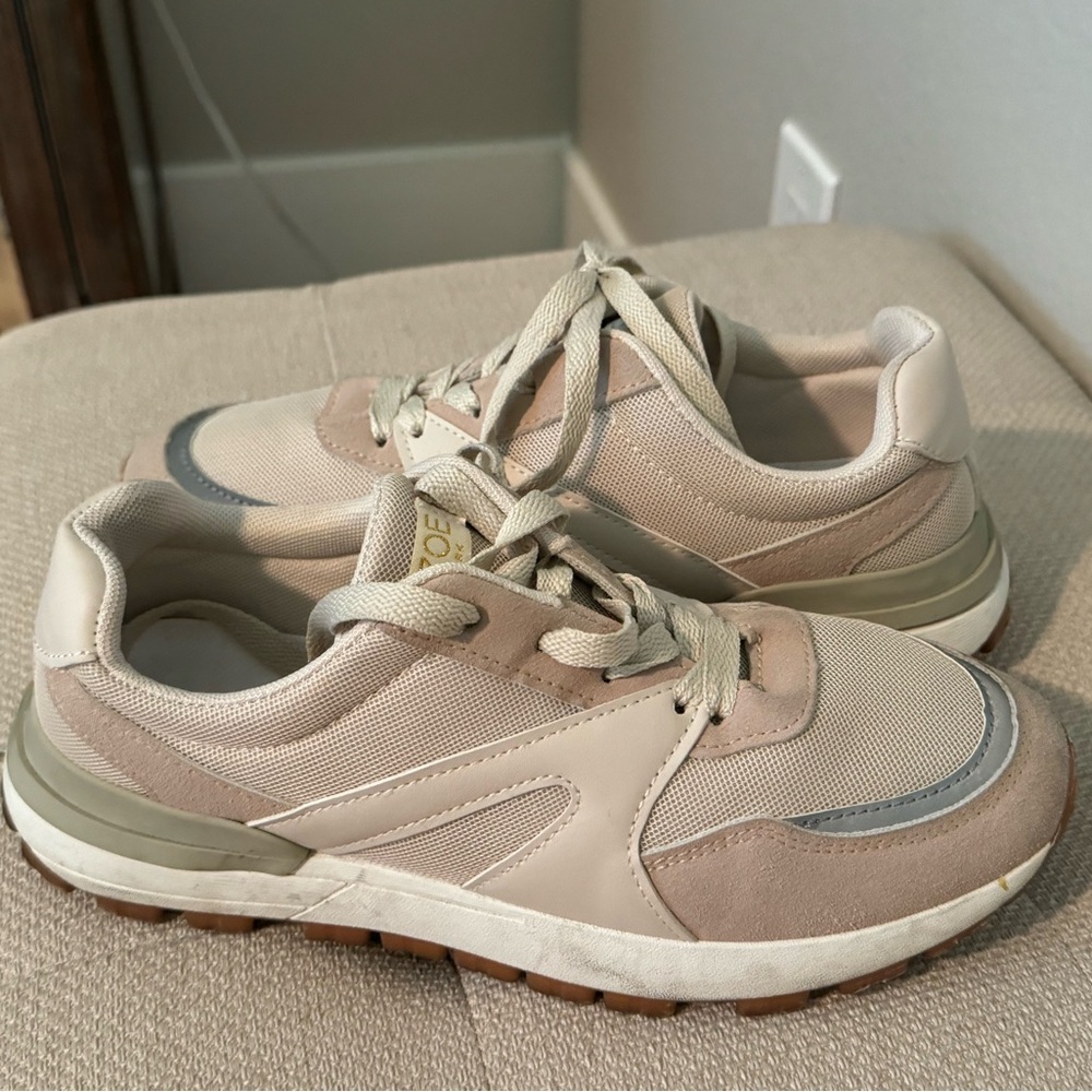 Fashion Sneakers Beige/Gray Sz. 9.5